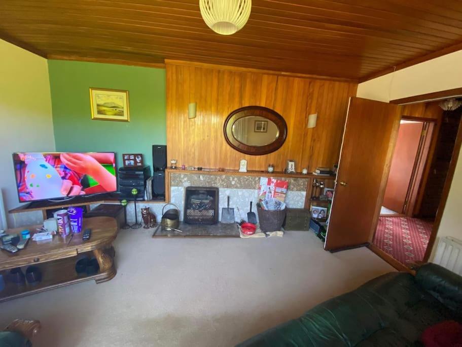 Shalom Bungalow Falcarragh Mountain View Oldtown Buitenkant foto