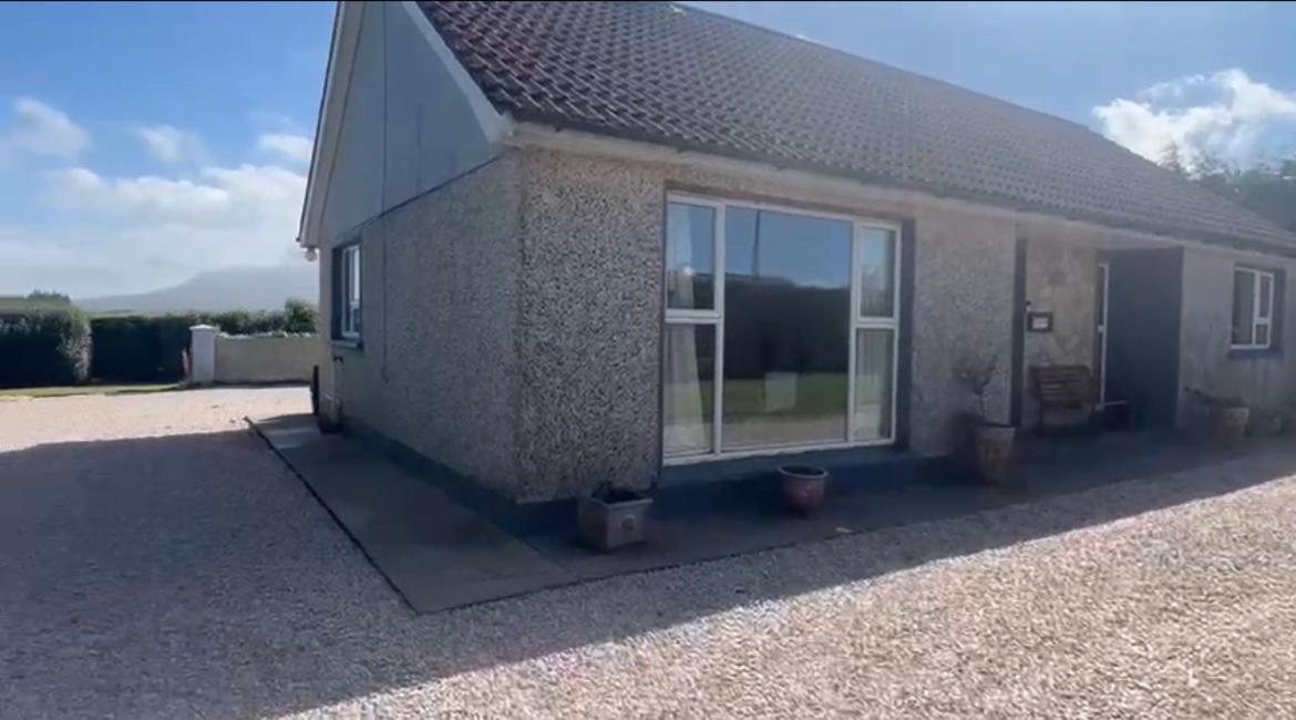 Shalom Bungalow Falcarragh Mountain View Oldtown Buitenkant foto